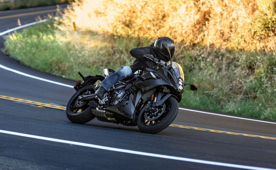 Suzuki GSX-8R Bild 2: Suzuki GSX-8R