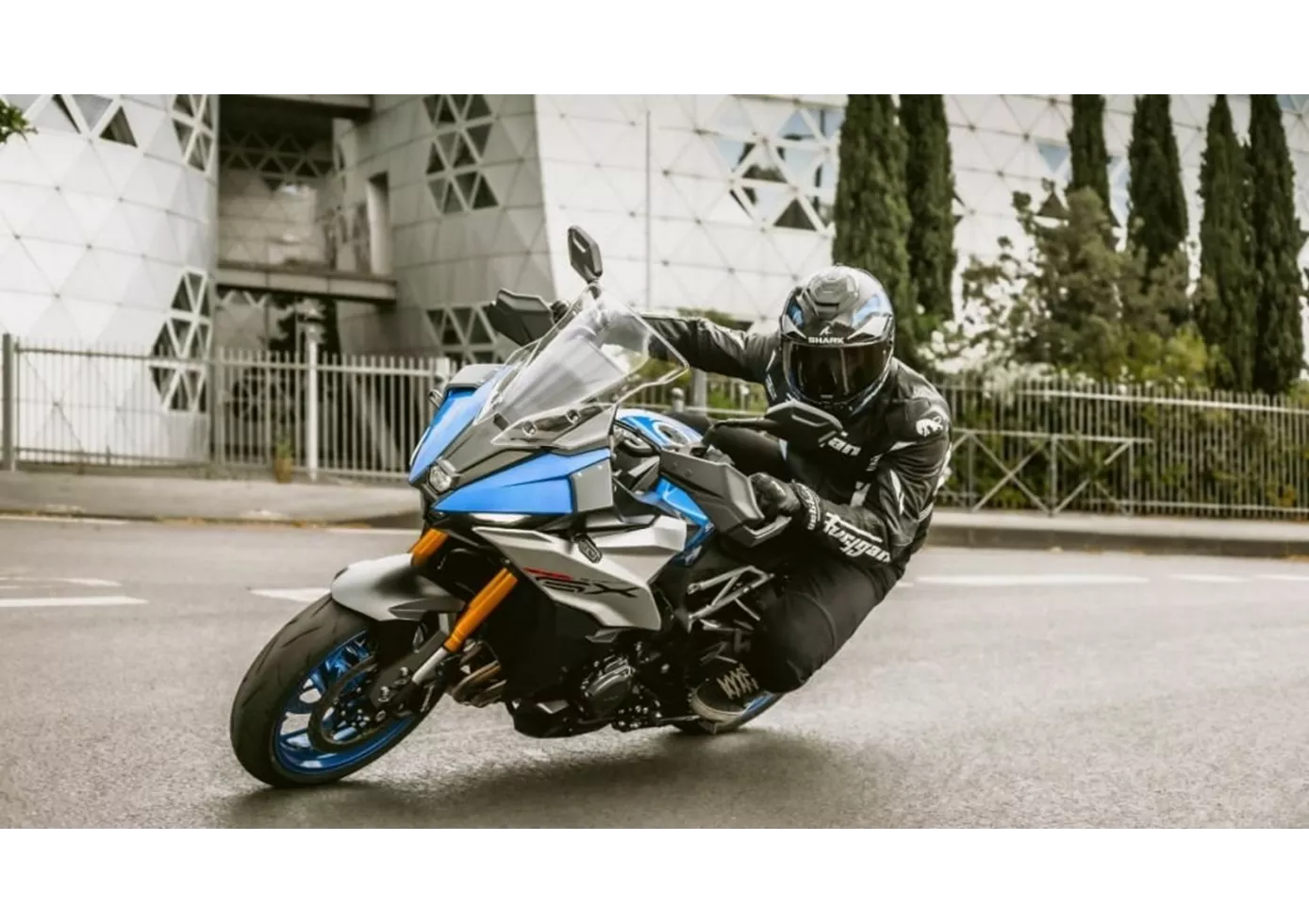 Suzuki GSX-S1000GX 2024 Suzuki GSX-S1000GX 2024