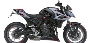 Ducati Streetfighter V2 2025 vs Suzuki GSX-8S Evo 2024