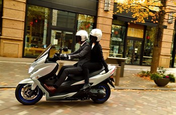 Suzuki Burgman 400 2024 - Bild 10