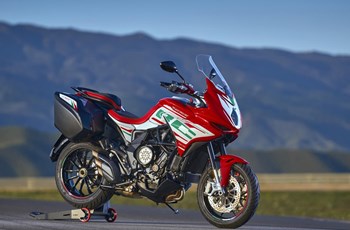 MV Agusta Turismo Veloce 800 RC SCS 2024 - Bild 7