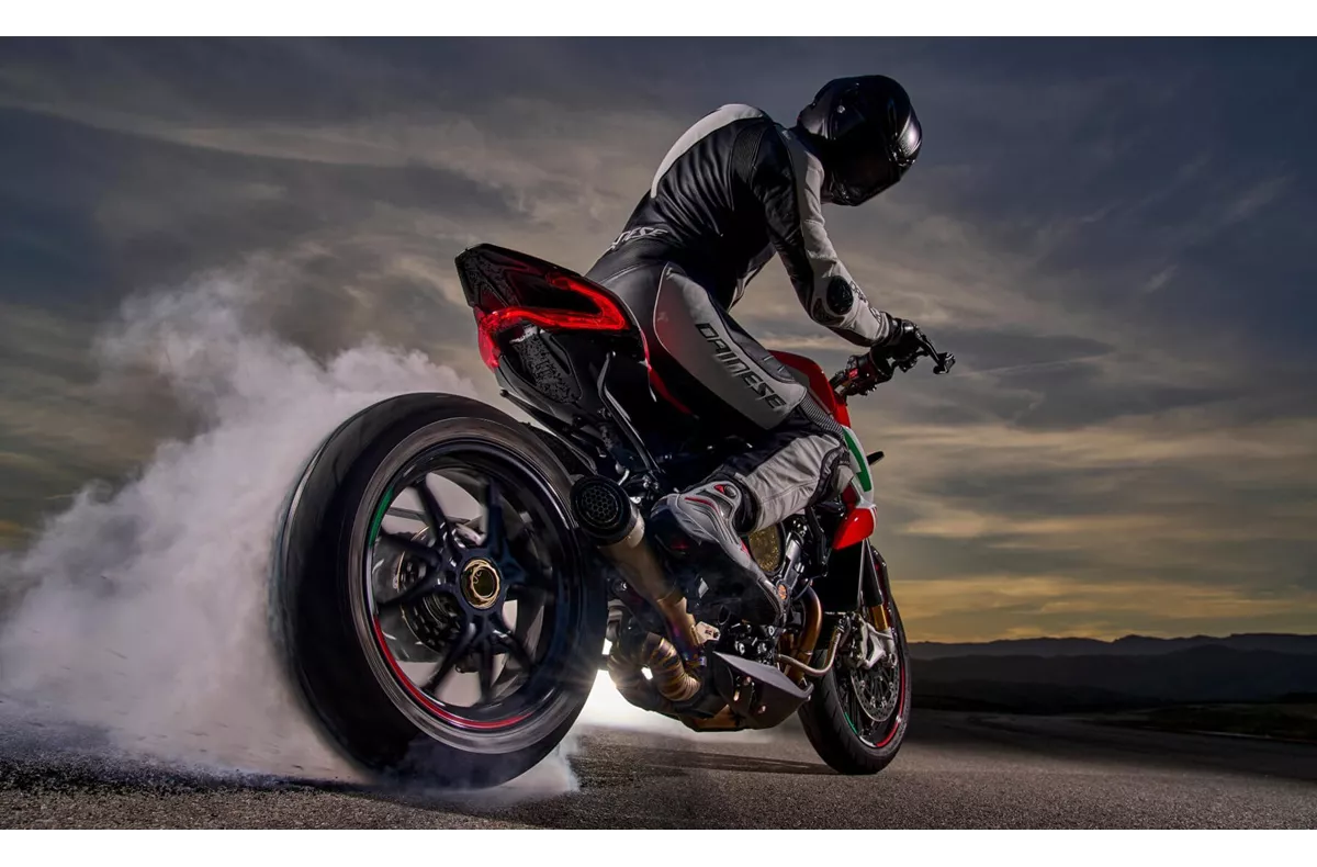 MV Agusta Dragster 800 RC SCS MV Agusta Dragster 800 RC SCS