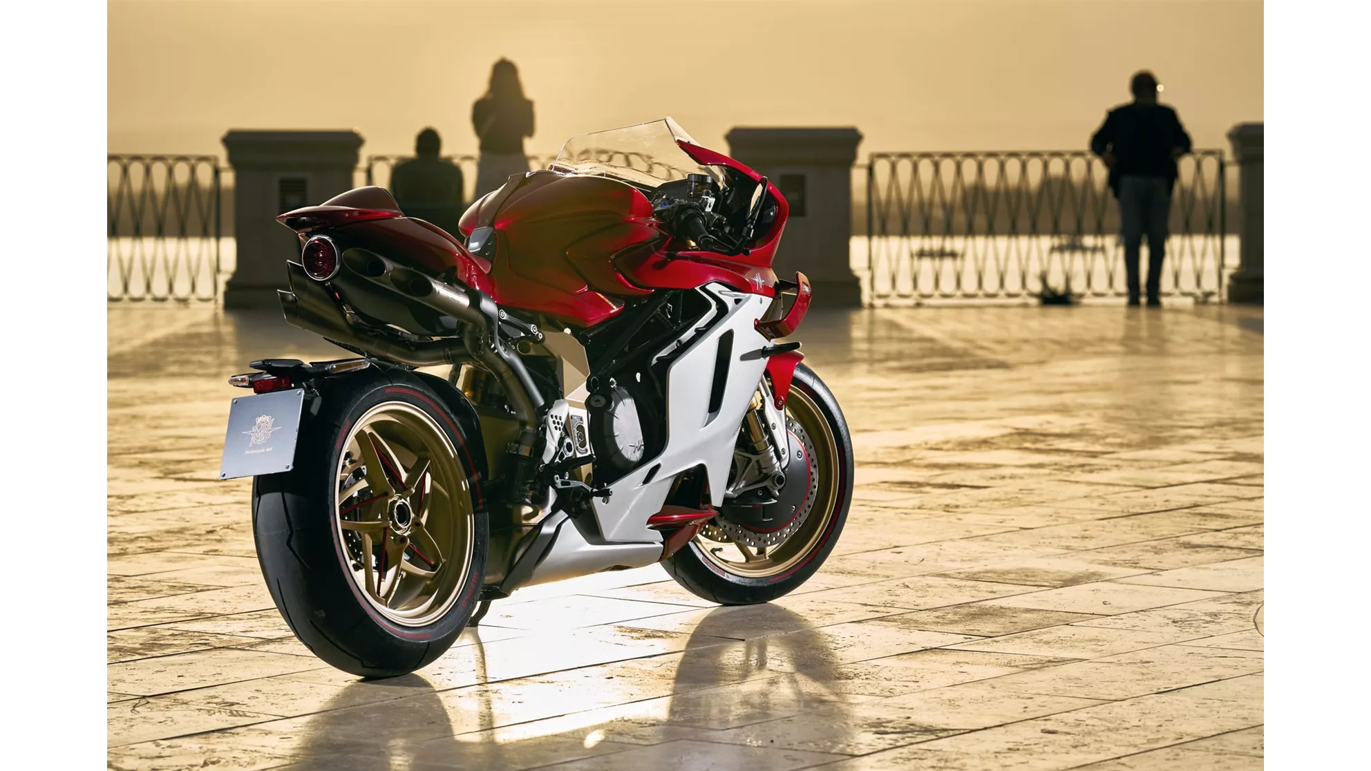 MV Agusta Superveloce 1000 Serie Oro - Image 8 MV Agusta Superveloce 1000 Serie Oro - Image 8