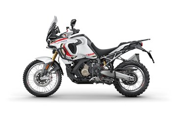 MV Agusta LXP Orioli 2024 - Bild 13