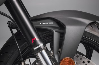 MV Agusta Brutale 800 R 2024 - Bild 12 MV Agusta Brutale 800 R 2024 - Bild 12