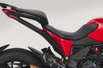 MV Agusta Turismo Veloce 800 R 2024 - Bild 4 MV Agusta Turismo Veloce 800 R 2024 - Bild 4