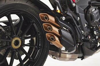 MV Agusta Turismo Veloce 800 R 2024 - Bild 15 MV Agusta Turismo Veloce 800 R 2024 - Bild 15