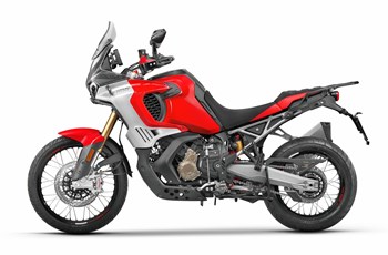 MV Agusta Enduro Veloce 2024 - Bild 14 MV Agusta Enduro Veloce 2024 - Bild 14