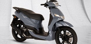 Peugeot Tweet 50 Active 2024 vs Peugeot Kisbee 50 4T Active 2025