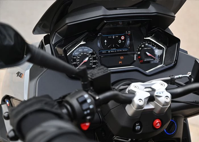 Peugeot Metropolis GT Bild 2: Peugeot Metropolis GT