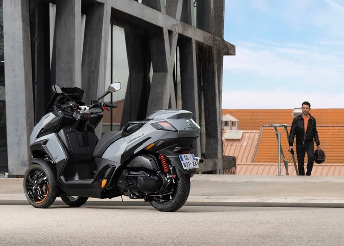 Peugeot Metropolis GT Bild 6: Peugeot Metropolis GT