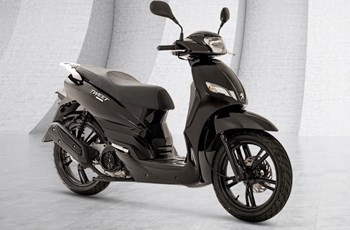 Peugeot Tweet 200 Active 2024 - Bild 4