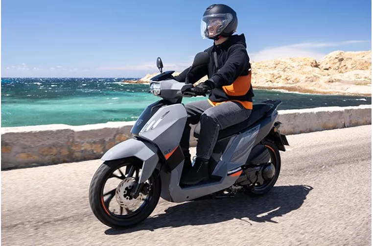 Peugeot Tweet 50 GT 2024 Peugeot Tweet 50 GT 2024