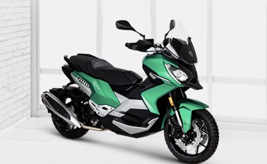 Peugeot XP 400 ALLURE Bild 1: Peugeot XP 400 ALLURE