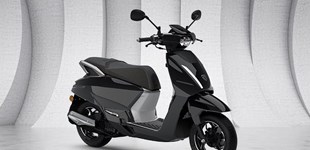 Peugeot New Django 125 Sport 2024 vs Peugeot New Django 125 Allure 2024