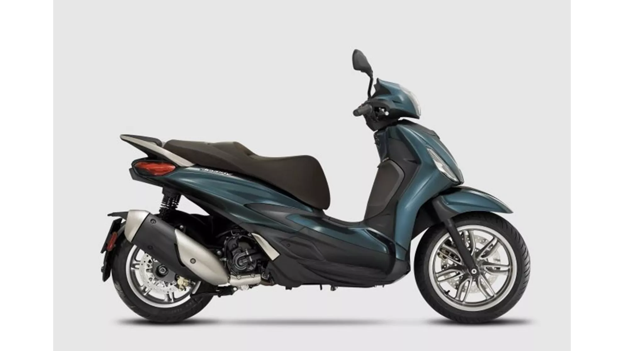 Piaggio Beverly 300 - Image 2 Piaggio Beverly 300 - Image 2