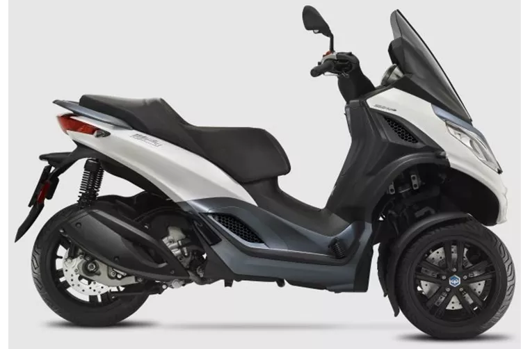 Piaggio MP3 300 2024 Piaggio MP3 300 2024