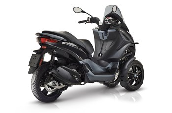 Piaggio MP3 300 2024 - Bild 8 Piaggio MP3 300 2024 - Bild 8