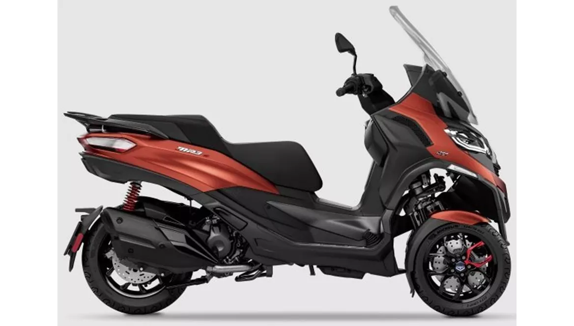 Piaggio MP3 400 Sport 2024 Piaggio MP3 400 Sport 2024