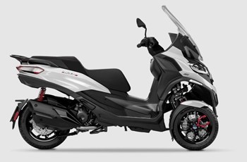 Piaggio MP3 400 Sport 2024 - Bild 8 Piaggio MP3 400 Sport 2024 - Bild 8