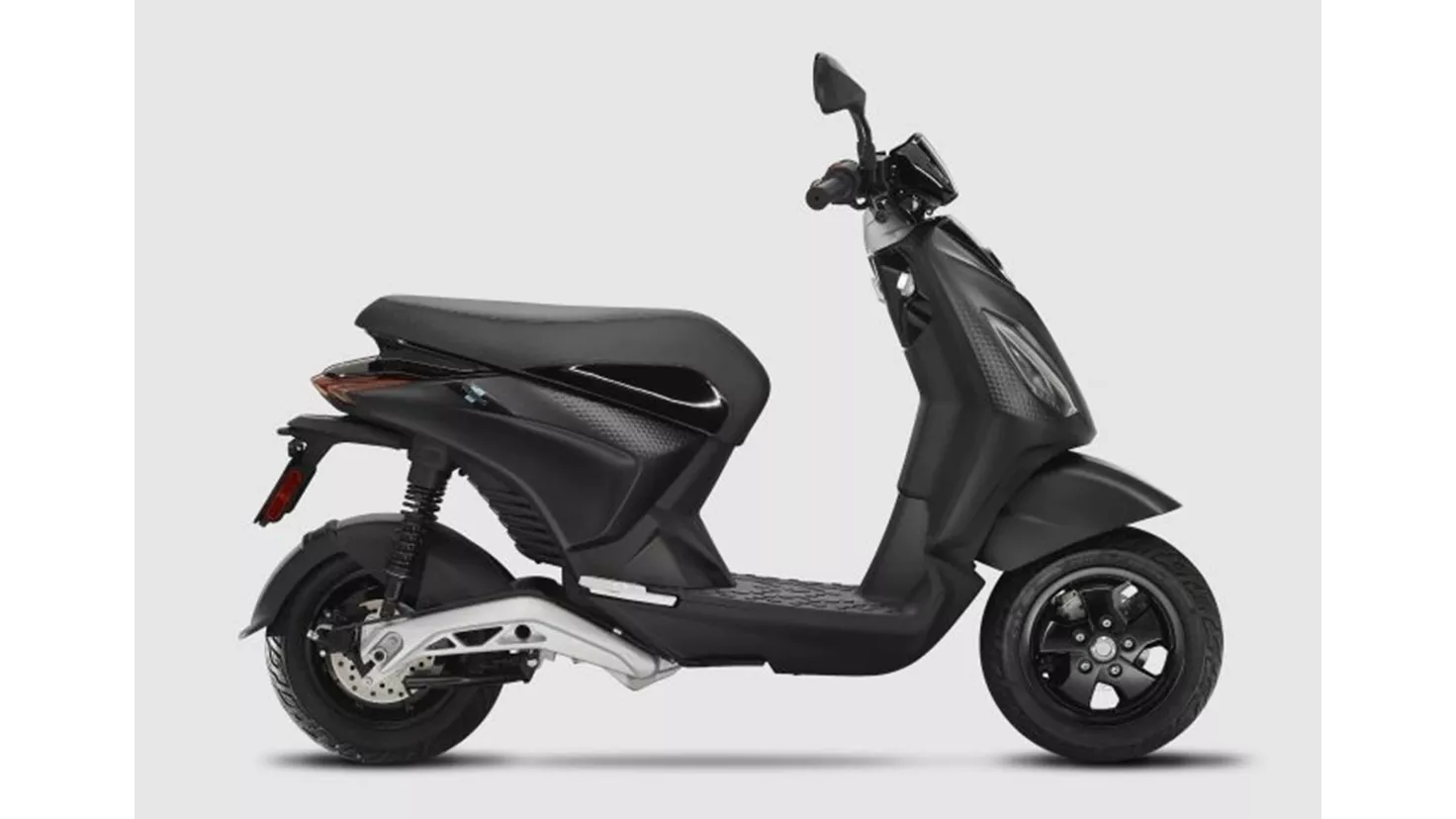 Piaggio 1 Active 2024 - technical data, prices, reviews