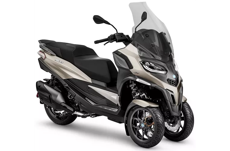 Piaggio MP3 530 HPE Exclusive 2024 Piaggio MP3 530 HPE Exclusive 2024