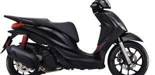 Honda SH150i 2023 vs Piaggio Medley 150 S 2024