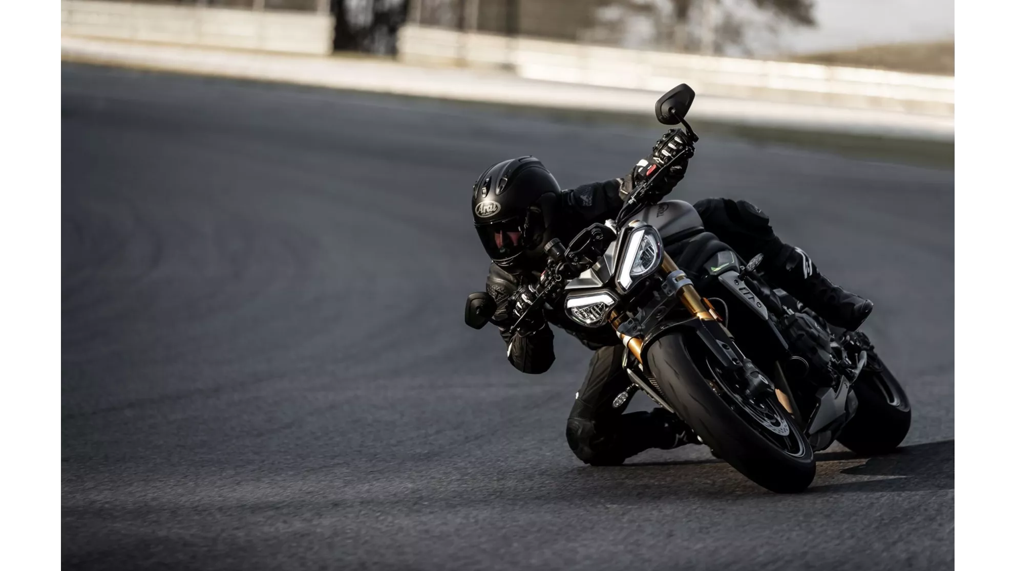 Triumph Speed Triple 1200 RS - Image 1 Triumph Speed Triple 1200 RS - Image 1