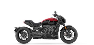 Harley-Davidson Touring Street Glide Special FLHXS 2018 vs Triumph Rocket 3 Storm R 2024