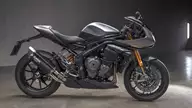 Speed Triple 1200 RR Breitling Limited Edition 