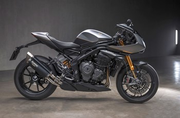 Triumph Speed Triple 1200 RR Breitling Limited Edition 2024 - Bild 2