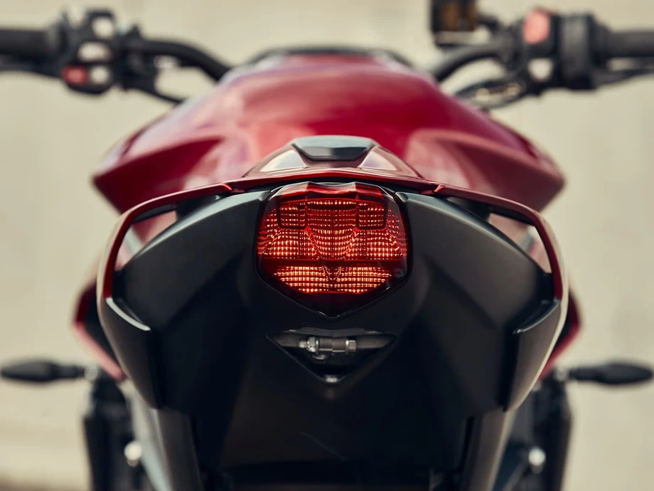 Triumph Street Triple 765 RS Bild 5: Triumph Street Triple 765 RS