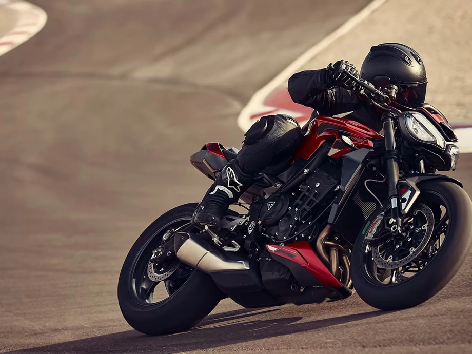 Triumph Street Triple 765 RS Bild 10: Triumph Street Triple 765 RS
