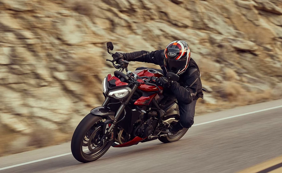 Triumph Street Triple 765 RS Bild 9: Triumph Street Triple 765 RS