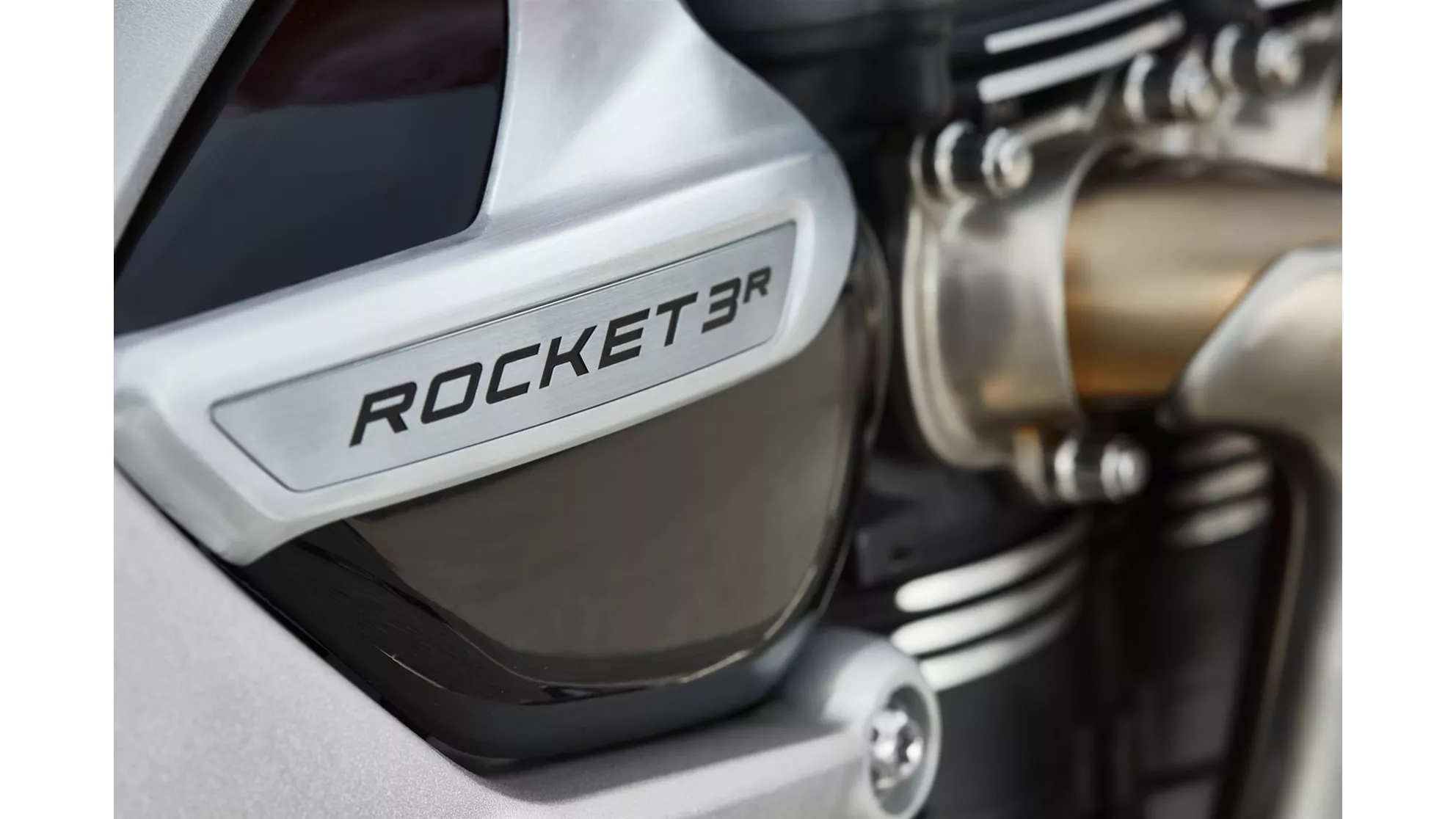 Triumph Rocket 3 R - Slika 14