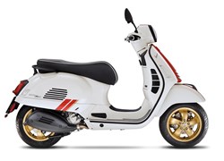 Vespa GTS 300 Super Racing Sixties