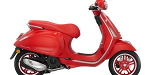 Vespa Primavera 125 (RED) 2024 vs Vespa Primavera 125 (RED) 2025