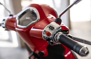 Vespa GTS 300 Super 2024 - Bild 7 Vespa GTS 300 Super 2024 - Bild 7