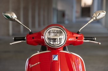 Vespa GTS 300 Super 2024 - Bild 8 Vespa GTS 300 Super 2024 - Bild 8