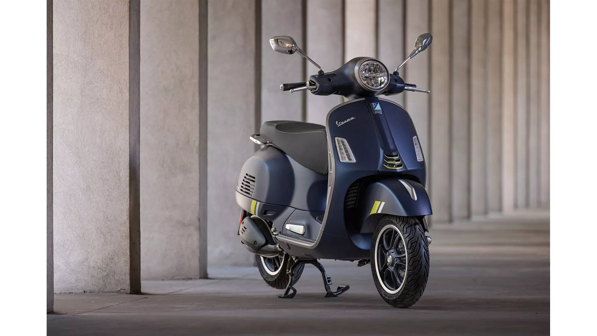 Vespa GTS 300 Super Tech - Image 8 Vespa GTS 300 Super Tech - Image 8
