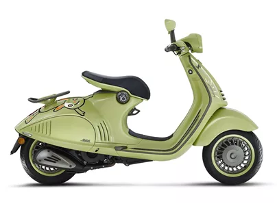 Vespa 946 10° Anniversario 2024 Vespa 946 10° Anniversario 2024