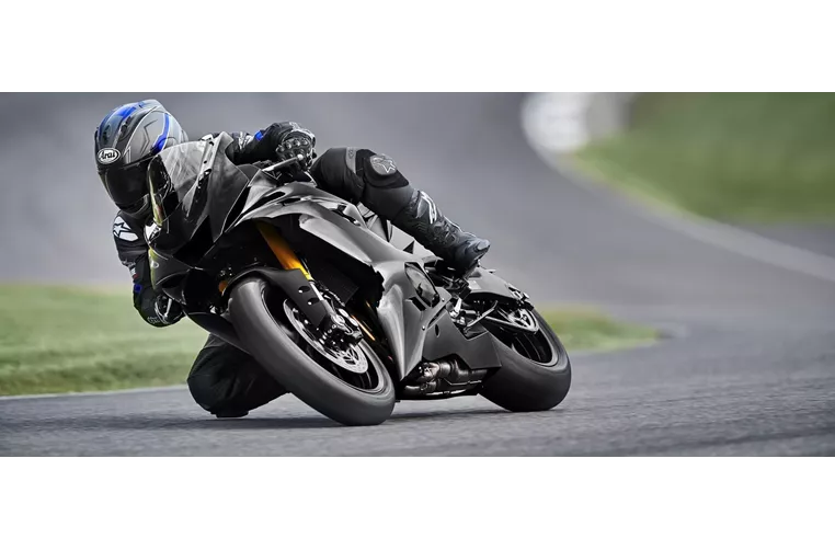 Yamaha R6 RACE 2024 Yamaha R6 RACE 2024