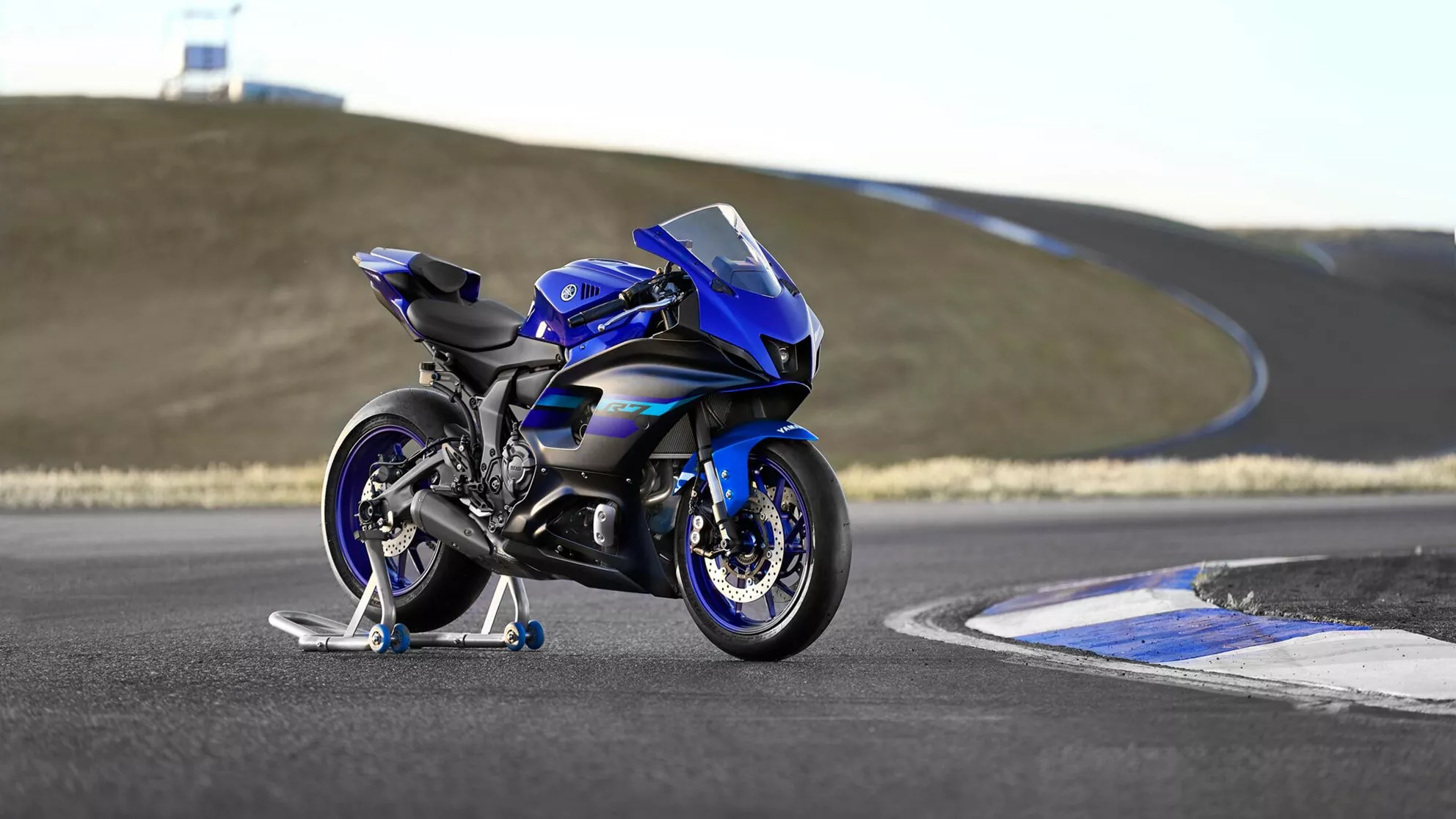 Yamaha R7 - Bild 16