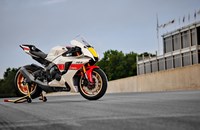 Yamaha R1 World GP 60th Anniversary 2024 - Immagine 14
