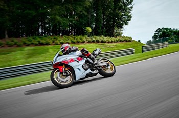 Yamaha R7 World GP 60th Anniversary 2024 - Bild 5