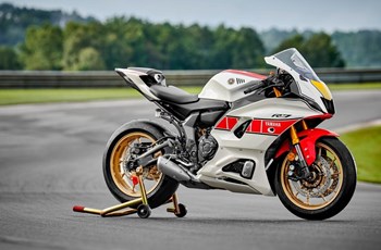 Yamaha R7 World GP 60th Anniversary 2024 - Bild 8