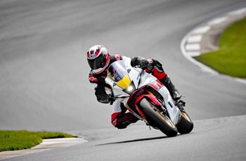 Yamaha R7 World GP 60th Anniversary 2024 - Bild 11