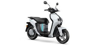 Yamaha NEO's 2024 vs BMW K 1200 LT 2009