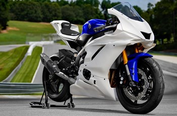 Yamaha R6 GYTR 2024 - Bild 4 Yamaha R6 GYTR 2024 - Bild 4