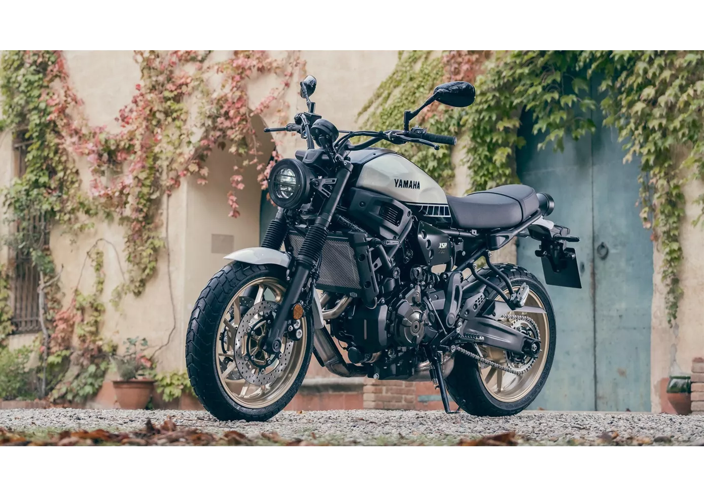 Yamaha XSR700 Legacy 2024 Yamaha XSR700 Legacy 2024